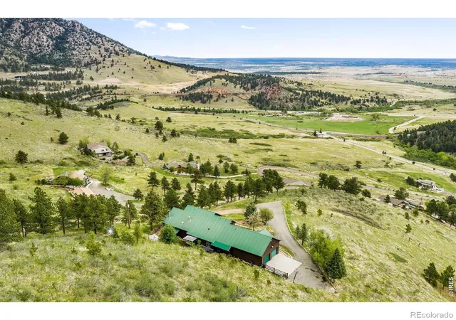 Photo 1 of Single family home for sale at 9537 Ute Dr, Golden, CO 80403 | MLS# IR1060448 | Listing updated on 2026-10-09