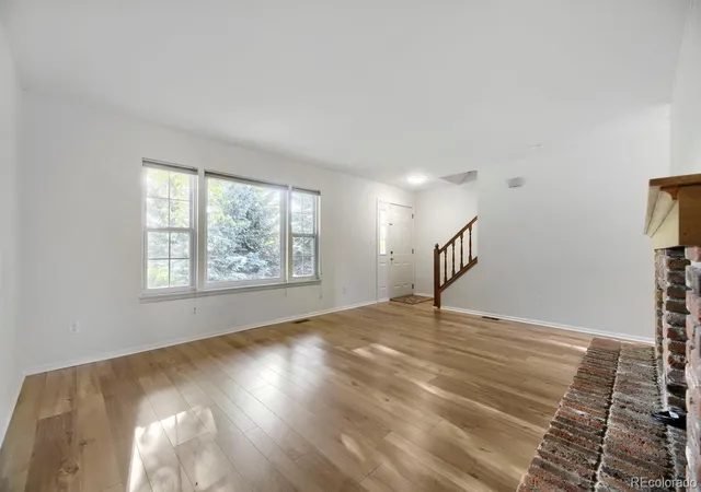 Photo 4 of Townhouse for sale at 9943 W Progress Pl, Littleton, CO 80123 | MLS# 9826413 | Listing updated on 2026-10-05