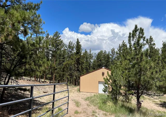 Land for sale at 207 Little Bear Dr, Westcliffe, CO 81252 | MLS# 3653499