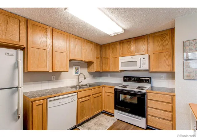 Homes for sale in Fort Collins, CO | 925 Columbia Rd #111, Fort Collins, CO 80525 | MLS# IR1060494