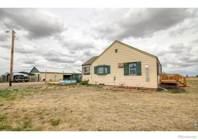 Photo 4 of Single family home for sale at 7513 County Rd 6, Wiggins, CO 80654 | MLS# IR1060511 | Listing updated on 2026-09-20