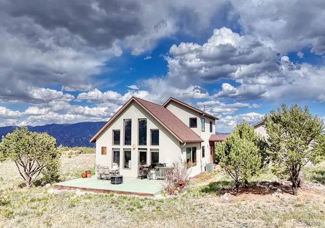 Homes for sale in Nathrop, CO | 13288 County Road 261p, Nathrop, CO 81236 | MLS# 4912659
