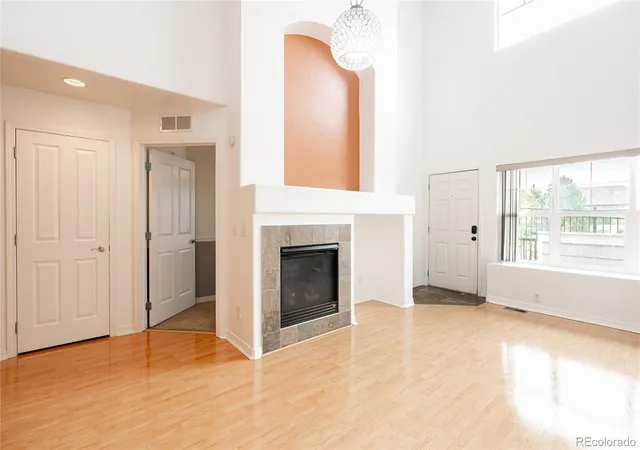 3rd image of 23501 E Alamo Pl #C, Aurora, CO 80016 | MLS# 6346612