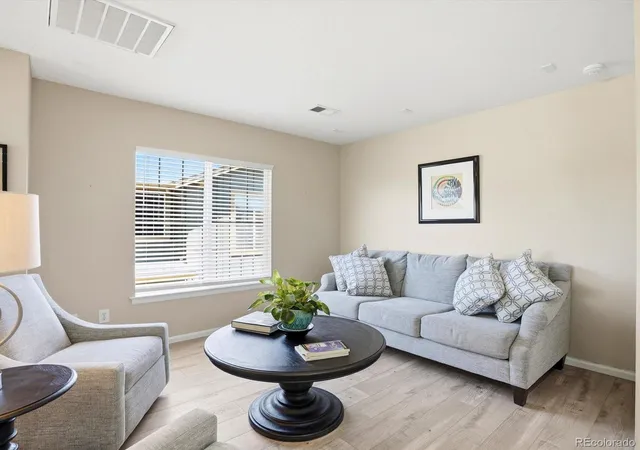3rd image of 10438 Truckee St #25E, Commerce City, CO 80022 | MLS# 3820155