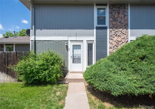 Photo 2 of Townhouse for sale at 9901 E Evans Ave #17, Aurora, CO 80247 | MLS# 4157812 | Listing updated on 2026-10-09