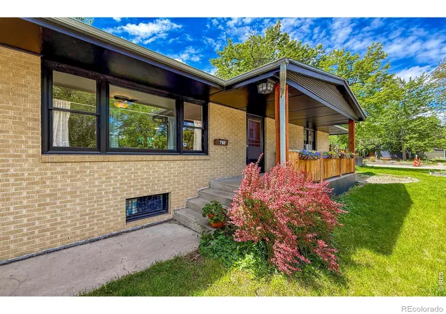 Homes for sale in Longmont, CO | 760 Francis St, Longmont, CO 80501 | MLS# IR1060561
