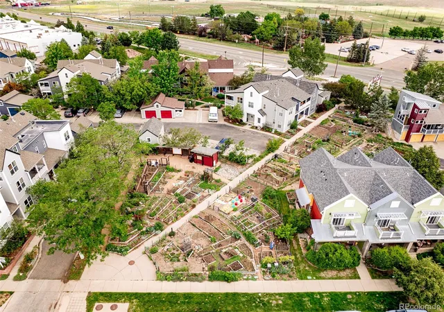 Listing Photo 2 - Condo for sale in building located at 1617 Yellow Pine Ave, Boulder, CO 80304 - Unit #