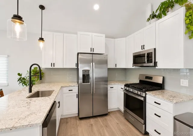 4th image of 243 S Osceola St, Denver, CO 80219 | MLS# 5111120
