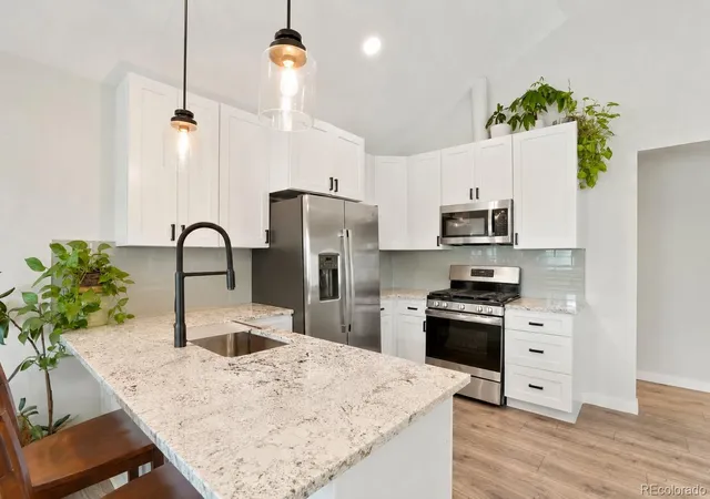 5th image of 243 S Osceola St, Denver, CO 80219 | MLS# 5111120