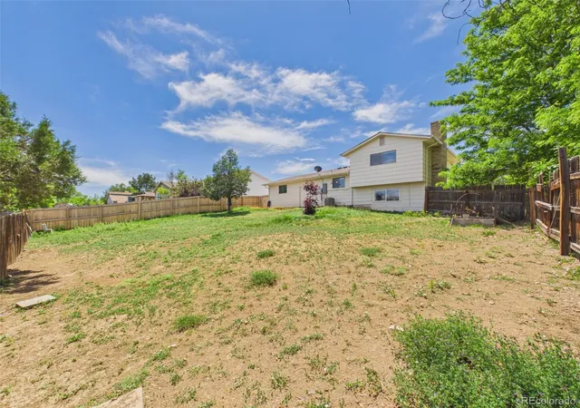 29th image of 904 S Uravan St, Aurora, CO 80017 | MLS# 5783588