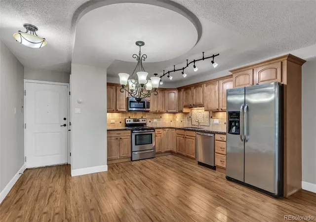 4th image of 9180 E Ctr Ave, Denver, CO 80247