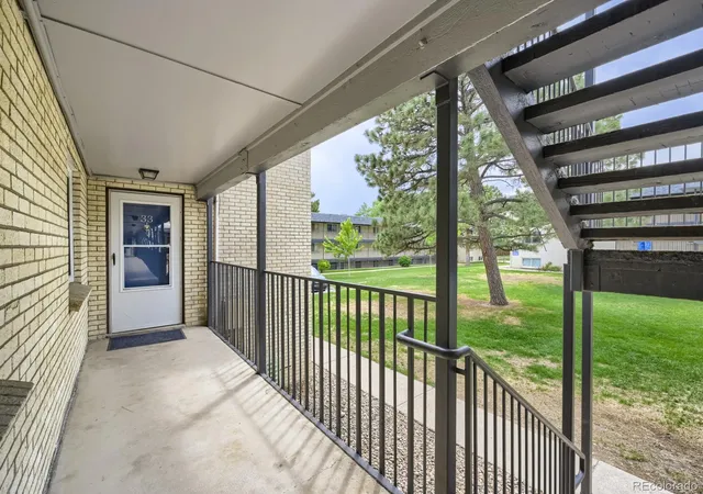 3rd image of 1723 Robb St #33, Lakewood, CO 80215 | MLS# 9497860