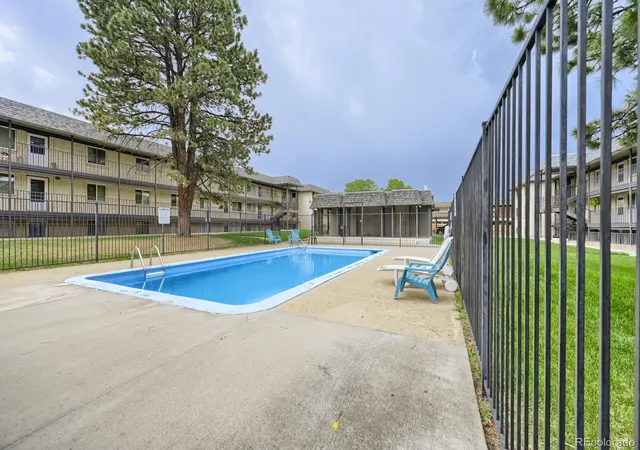 5th image of 1723 Robb St #33, Lakewood, CO 80215 | MLS# 9497860