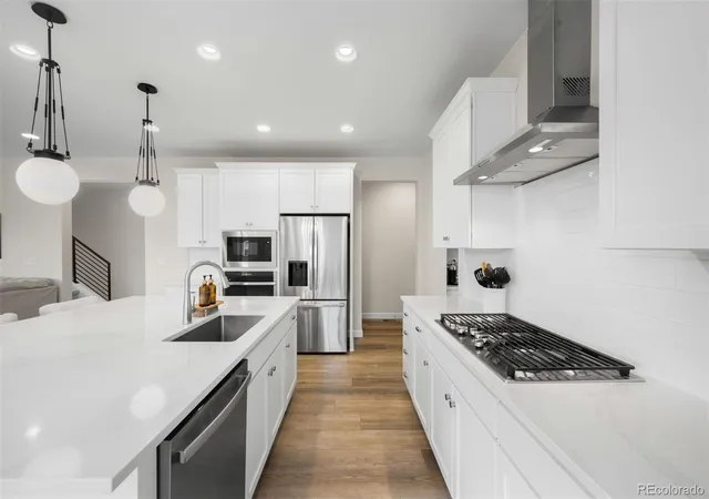 Photo 4 of Single family home for sale at 8927 Swan River St, Littleton, CO 80125 | MLS# 4639413 | Listing updated on 2026-09-23