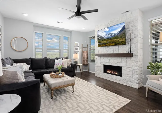 Photo 3 of Sale Pending at 9796 Meeker St, Littleton, CO 80125 | MLS# 3800802 | Listing updated on 2026-07-20