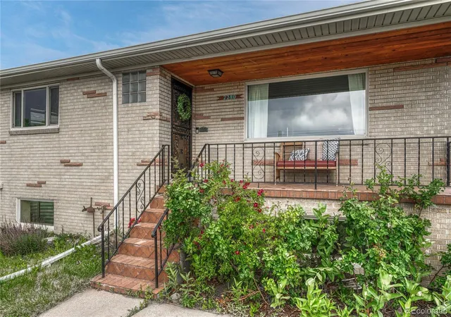 3rd image of 2280 Newland St, Edgewater, CO 80214 | MLS# 7948262