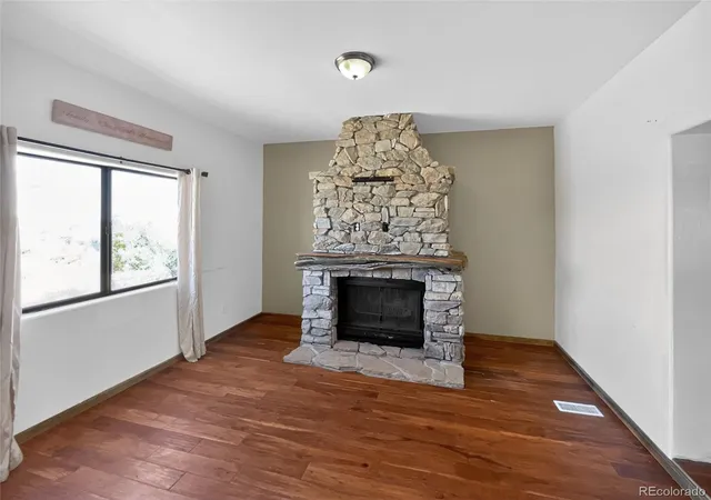 4th image of 2041 Comanche Dr, Walsenburg, CO 81089 | MLS# 2014340