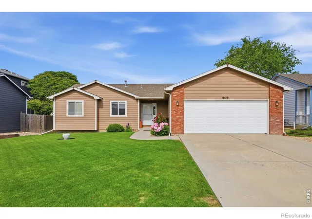 Homes for sale in Wellington, CO | 8419 Three Silos Dr, Wellington, CO 80549 | MLS# IR1060615