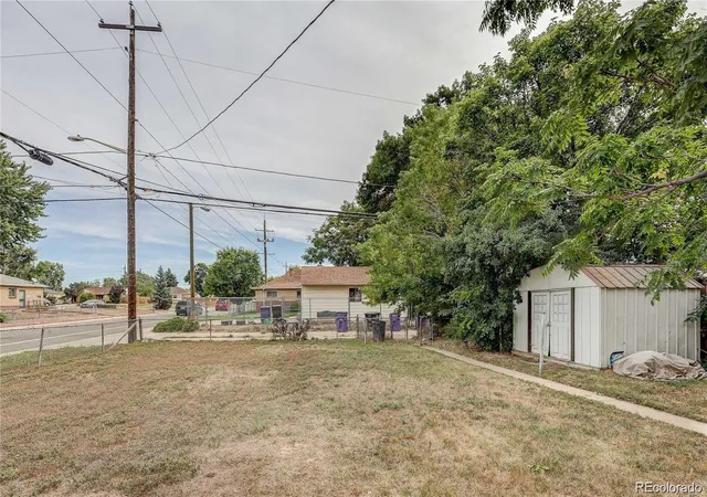18th image of 3398 Newport St, Denver, CO 80207 | MLS# 7398077