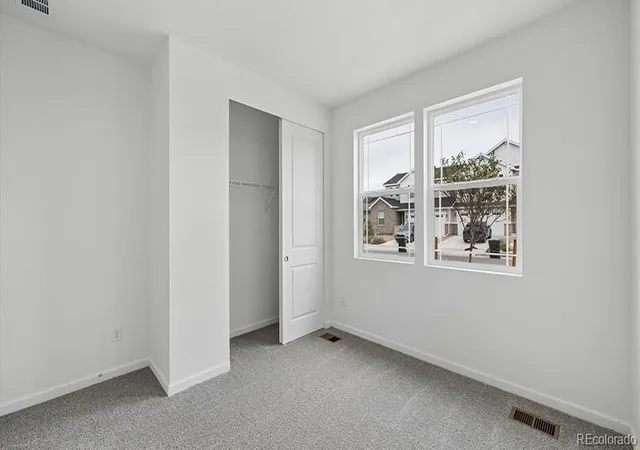Photo 3 of Single family home for sale at 6553 N Malta St, Aurora, CO 80019 | MLS# 5938243 | Listing updated on 2026-10-02