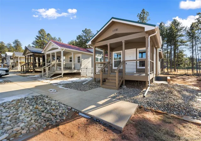 3rd image of 1181 Calm Mountain Pt, Woodland Park, CO 80863 | MLS# 5829417