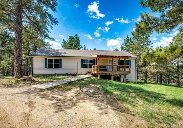 Homes for sale in Deer Trail, CO | 40400 Moon Stone Ct, Deer Trail, CO 80105 | MLS# 3387932