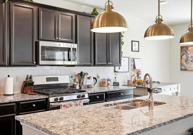 Photo 4 of Single family home for sale at 15006 Vienna Cir, Parker, CO 80134 | MLS# 6000101 | Listing updated on 2026-10-23