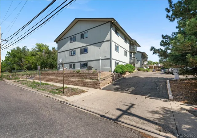 2nd image of 7525 W 62nd Ave, Arvada, CO 80003