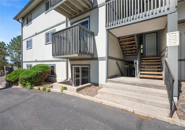 2nd image of 7525 W 62nd Ave #5, Arvada, CO 80003 | MLS# 3703576