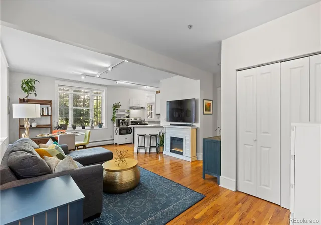 3rd image of 325 E 18Th Ave, Denver, CO 80203