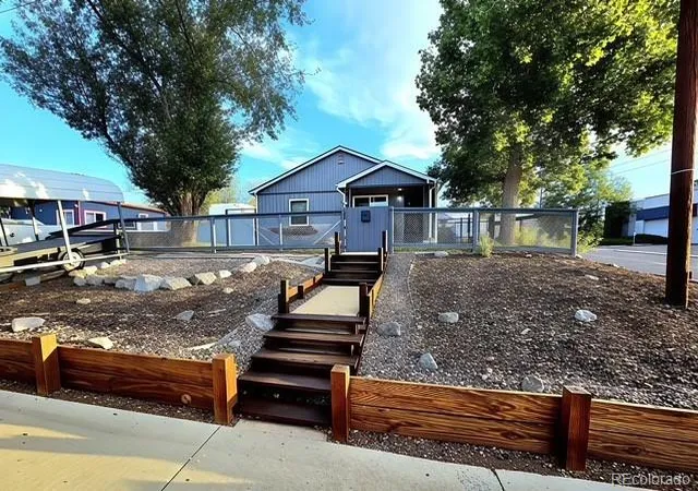 Photo 2 of Single family home for sale at 2001 W Vassar Ave, Englewood, CO 80110 | MLS# 5608500 | Listing updated on 2026-09-22