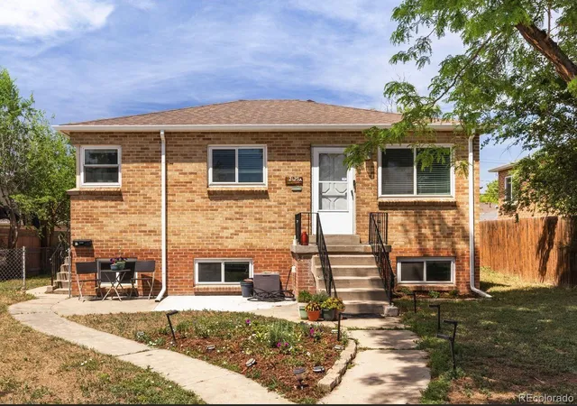 1st image of 2125 Ames St, Edgewater, CO 80214 | MLS# 7149115