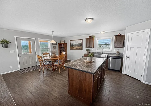 3rd image of 296 Arapahoe Cir, Westcliffe, CO 81252 | MLS# 4377244