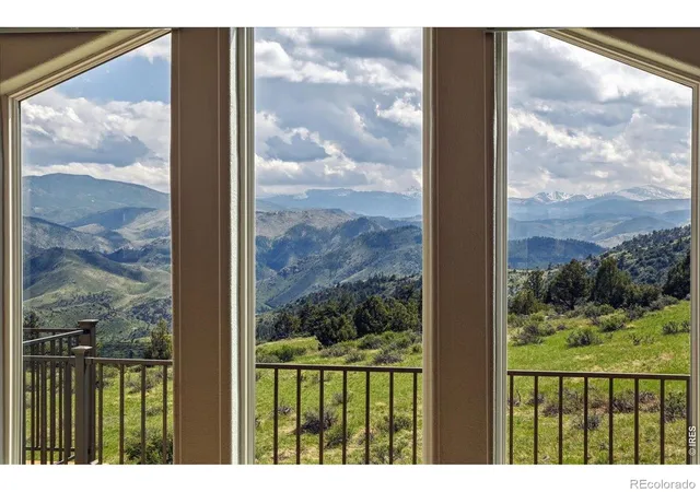 3rd image of 285 Guardian Peak Dr, Livermore, CO 80536 | MLS# IR1060706