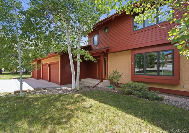 Photo 1 of Single family home for sale at 725 Country Dr, Monument, CO 80132 | MLS# 3962165 | Listing updated on 2026-08-20
