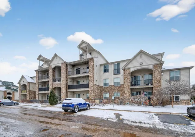 Homes for sale in Aurora, CO | 7222 S Blackhawk Street, Aurora, CO 80112 | Houzeo