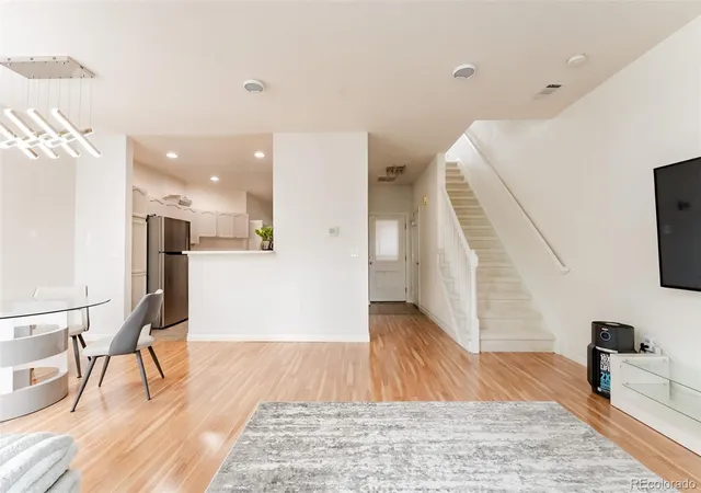 Photo 3 of Townhouse for sale at 8386 S Garland Way, Littleton, CO 80128 | MLS# 6061916 | Listing updated on 2026-09-24