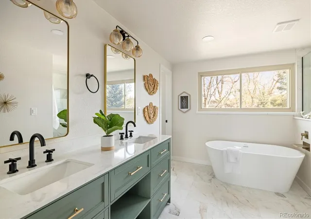 4th image of 11820 W 30Th Pl, Lakewood, CO 80215 | MLS# 9562018