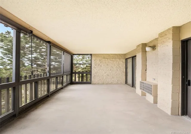 Listing Photo 2 - Condo for sale in building located at 14001 E Marina Dr, Aurora, CO 80014 - Unit #508