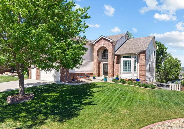 Photo 2 of Single family home for sale at 1720 Wild Rye Ct, Castle Rock, CO 80109 | MLS# 2102660 | Listing updated on 2026-09-26