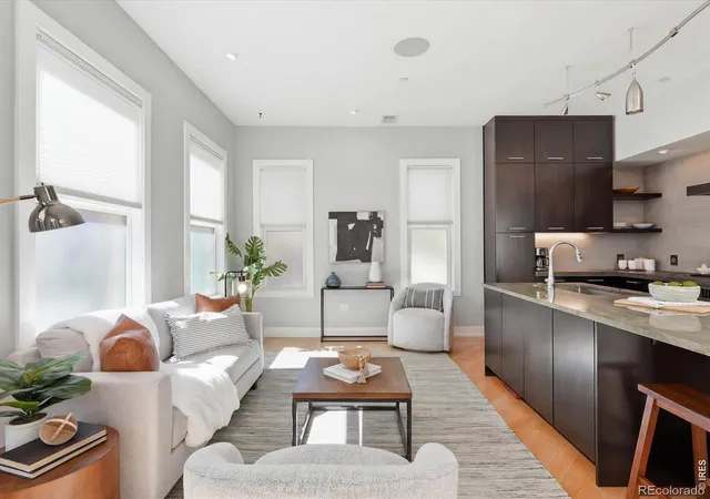 Listing Photo 3 - Condo for sale in building located at 2336 Spruce St, Boulder, CO 80302 - Unit #E