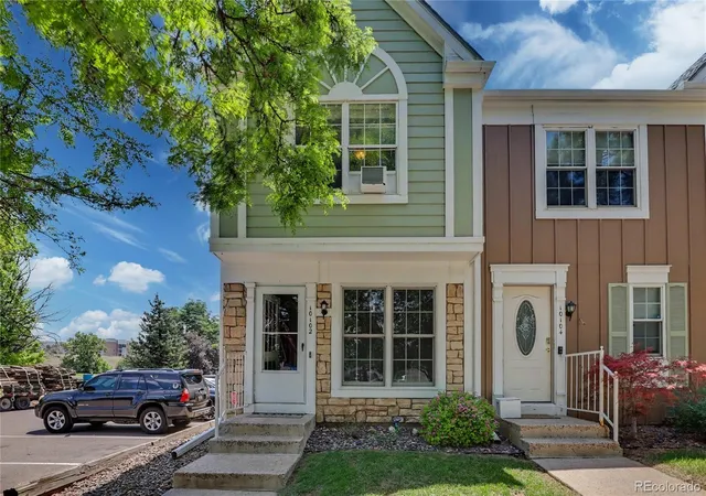 2nd image of 10102 W Dartmouth Ave, Lakewood, CO 80227 | MLS# 9183743