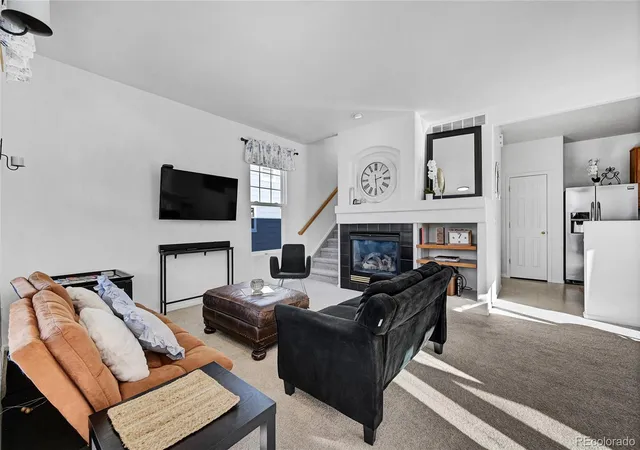 Photo 3 of Single family home for sale at 1172 S Coolidge Cir, Aurora, CO 80018 | MLS# 6767120 | Listing updated on 2026-10-01