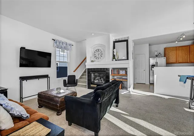 Photo 4 of Single family home for sale at 1172 S Coolidge Cir, Aurora, CO 80018 | MLS# 6767120 | Listing updated on 2026-10-01