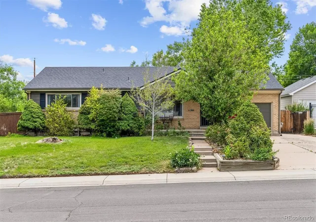 Homes for sale in Centennial, CO | 6702 S Kit Carson Cir, Centennial, CO 80122 | MLS# 1723068