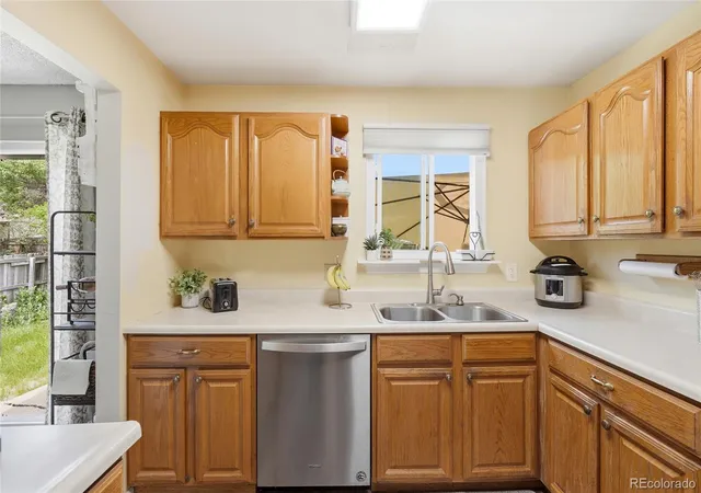 5th image of 10821 Ingalls Cir, Westminster, CO 80020 | MLS# 9879809
