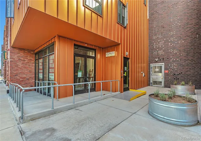 Photo 3 of Townhouse for sale at 2550 Lawrence #RB307, Denver, CO 80205 | MLS# 2736578 | Listing updated on 2026-09-01