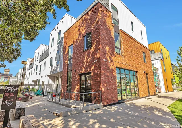 Photo 4 of Townhouse for sale at 2550 Lawrence #RB307, Denver, CO 80205 | MLS# 2736578 | Listing updated on 2026-09-01