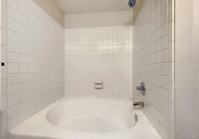 Listing Photo 5 - Condo for sale in building located at 8701 Huron St, Thornton, CO 80260 - Unit #6-105