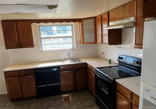 Photo 3 of Single family home for sale at 4950 Quentin St, Denver, CO 80239 | MLS# 7459031 | Listing updated on 2026-10-01